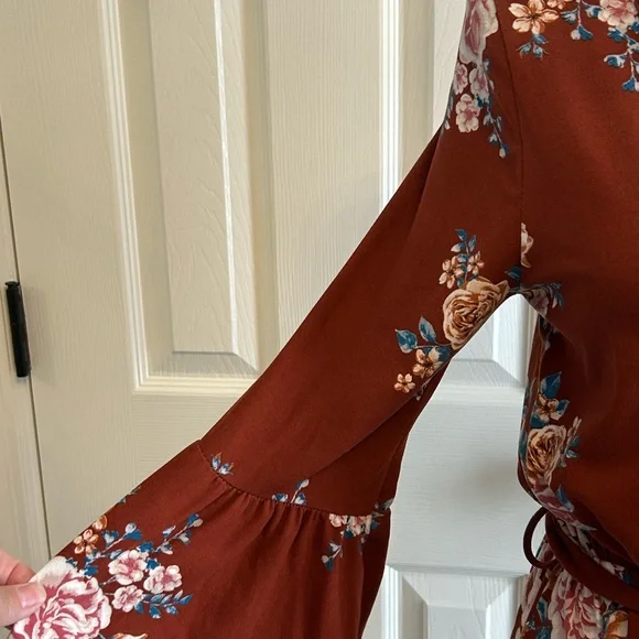 Entro brown Floral Maxi Dress with Belt - Picture 3 of 6